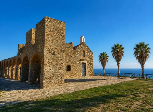 Veduta aerea dei Mercati Saraceni di Cirò Marina nell’area di Punta Alice, vicino alla costa ionica